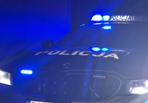 Akcja pirotechników w Ostrołęce. Ewakuowano budynek, w którym mieszkał nożownik