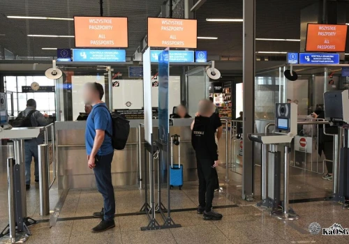 Kontrole w Balicach zakończone odmowami wjazdu
