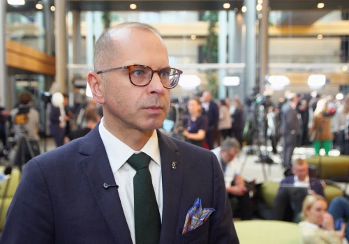 Europa szykuje się na ataki hybrydowe. UE chce przyspieszyć produkcję sprzętu wojskowego i jego przemieszczania