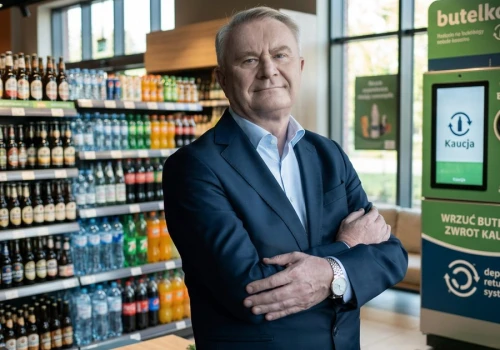 System kaucyjny czeka nowa rewolucja. Miliarder o planie rządu: opamiętajcie się