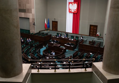 Emeryci liczą na 1600 zł za wychowanie dzieci. Rzeczywistość jest inna