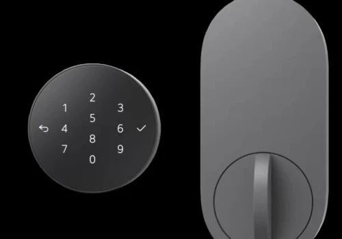 Wyciekły zdjęcia akcesoriów Apple i LG. Wiemy, jak wyglądają zamek, termostat i czujnik