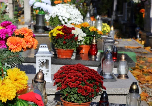 Zmiana opłat na cmentarzach. Pierwsza taka decyzja rządu od 67 lat