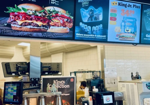 Burger King i Popeyes szukają nowych adresów. Na celowniku nie tylko wielkie miasta