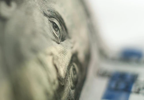 Dolar najmocniejszy w tym roku. Kurs euro w górę, a złoty pod presją