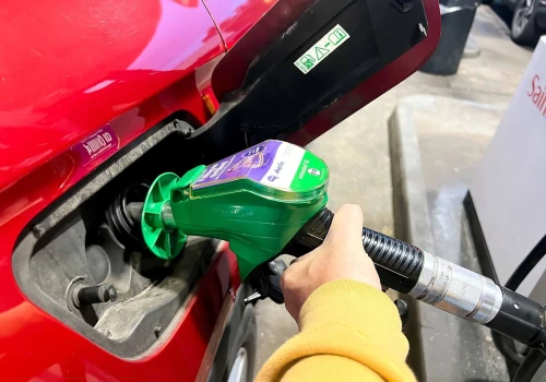 Kierowcy mogą sprawdzić teraz aktualne ceny paliw w prosty sposób
