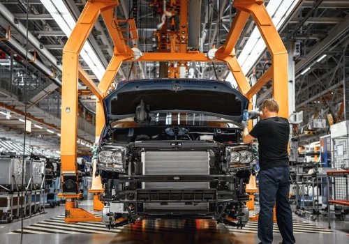 Volkswagen zwolni nawet 100 tys. osób. Co z fabrykami w Polsce?