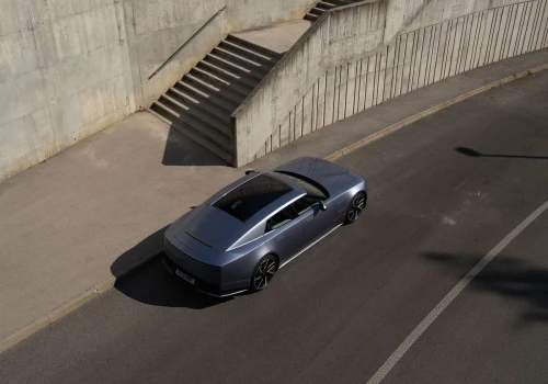 Nowy Jaguar Type 01: elektryczne GT po rebrandingu „Copy Nothing”