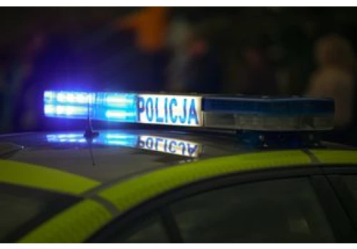 Strzelanina w Szamotułach. Mężczyzna ruszył z nożem na policjantów