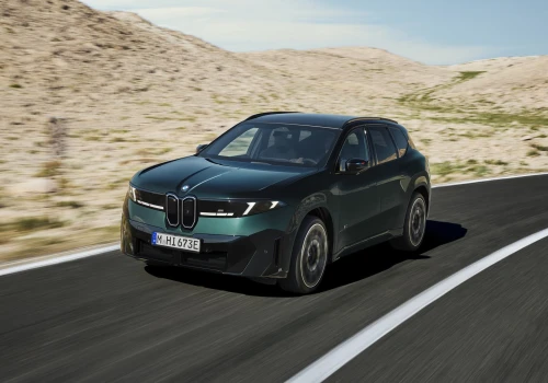 BMW iX3 na sterydach