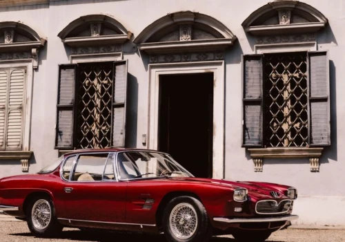 Powstało tylko 34 takich Maserati. Pierwszy egzemplarz Frua z wyjątkowym certyfikatem