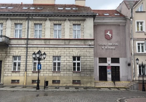Władze Konina reagują po atakach w szkołach. „Bądźmy czujni”