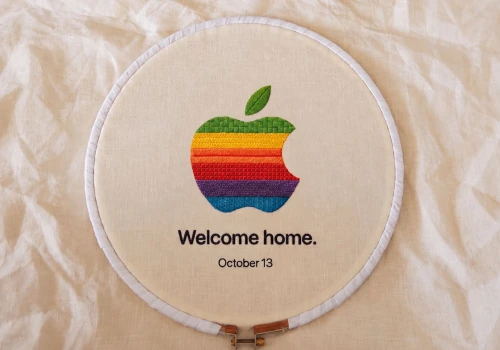 Konferencja Apple zapowiedziana na 13 października. Hasło „Welcome Home” zwiastuje ofensywę smart home