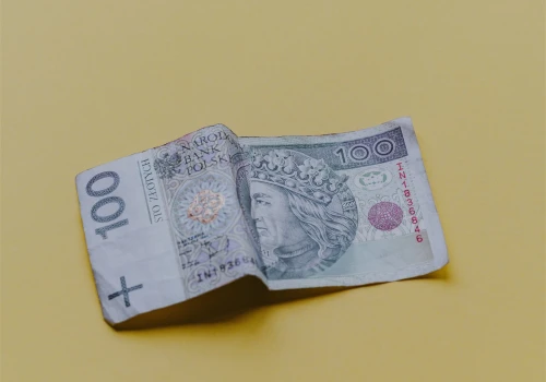 Płaca minimalna wzrośnie tylko o 3 proc. drugi rok z rzędu, najmniej zarabiający mogą stracić realną wartość swojej pensji przez inflację wyższą niż podwyżkę