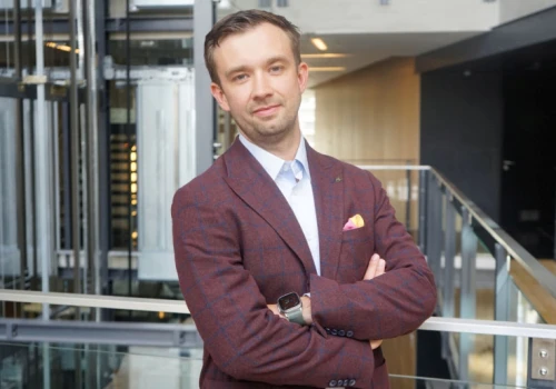 Nowy prezes u dostawcy platformy Idosell. Ma doświadczenie w Shopee