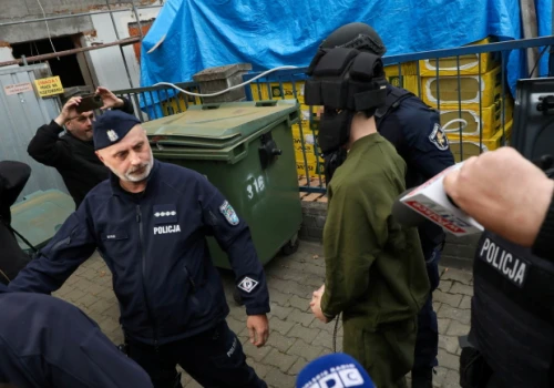 Ostatnie ataki w szkołach: Czy mamy do czynienia z radykalizacją młodzieży?