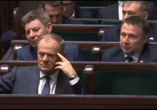 Donald Tusk, czyli jak zawetować rzeczywistość – komentarz polityczny Tomasza Trzcinskiego