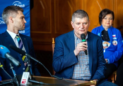 Dyrektor związku wraca na mistrzostwa Europy