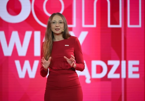 800 zł dla emerytów za każde dziecko. Ważna informacja z ministerstwa