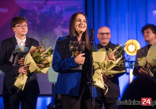 Nagrody dla twórców kultury rozdane. Świdnica rozpoczęła nowy sezon artystyczny