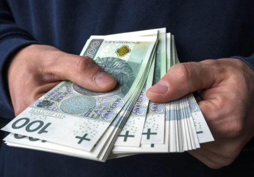 1 dzień pracy i prawo do emerytury. Przepisy pozwalają na zaskakujące świadczenia