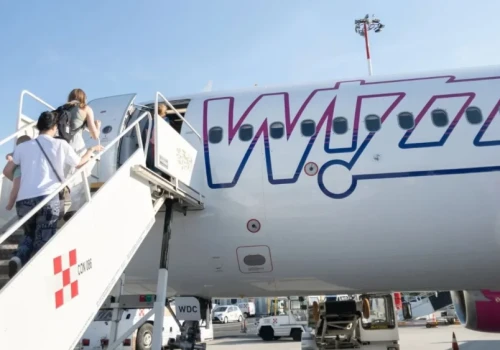 Wizz Air odwołuje loty z Polski. Zimowy hit miesiącami poza rozkładem