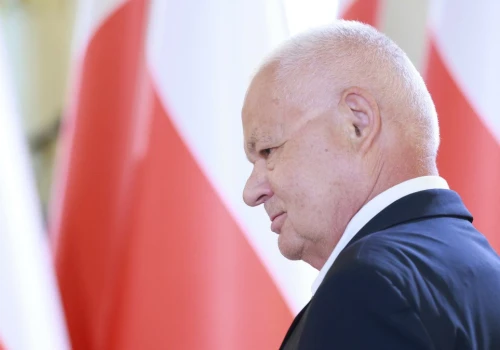 Sprawa Adama Glapińskiego wchodzi w kolejny etap. Komisja zagłosowała