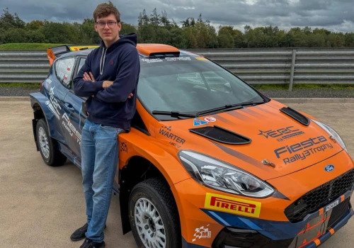 Abramowski wsiada do Forda Fiesty Rally2