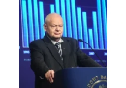 NBP nie podniesie stóp w listopadzie? Glapiński zaskoczył rynek i złoty spada