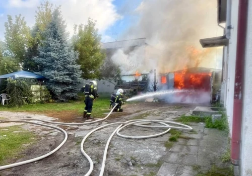 Pożar w powiecie bydgoskim. Jedna osoba w szpitalu