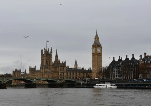 Lotniska w UK bez skanowania paszportu. Polacy jednak jeszcze poczekają
