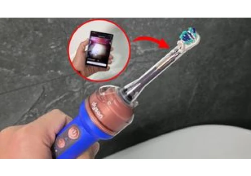 Przez miesiąc myłem zęby szczoteczką z kamerą. Dyson CameraJet - recenzja