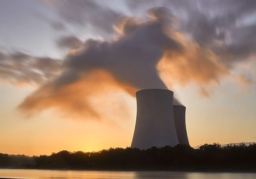 Rząd chce przyspieszyć atom. Bezterminowe decyzje lokalizacyjne dla elektrowni jądrowych