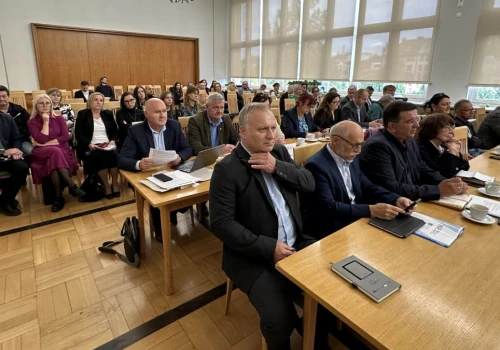 Emocje wokół planu łączenia szpitali. Pytania o los pracowników i pacjentów