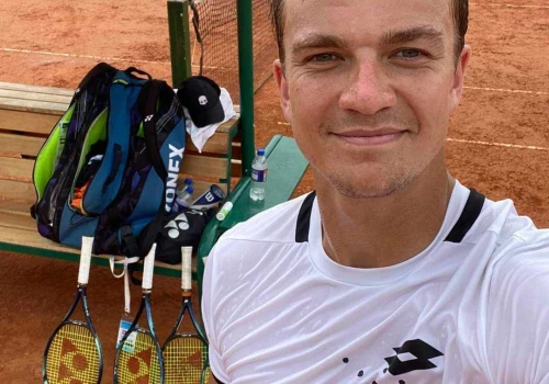 Tenis ziemny: Drzewiecki gra dalej. Polak w półfinale turnieju!