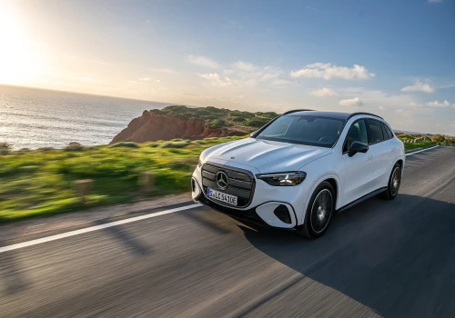 Mercedes zdetronizował BMW. ADAC wskazał najlepsze samochody elektryczne 2026 roku