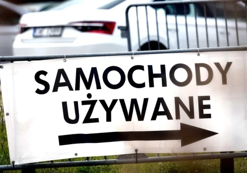 Astra i Golf to przeszłość. Polacy rzucili się po używane SUV-y