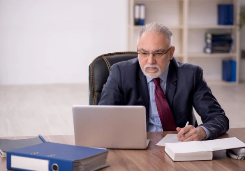 Pięć lat pracy i od razu druga emerytura. Trzeba złożyć wnioski