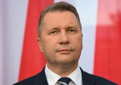 Czarnek domaga się testów narkotykowych dla całego rządu