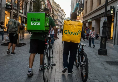 Słowacja zmienia reguły gry dla Ubera i Glovo. Tak będzie wyglądać praca platformowa