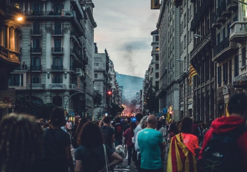 Protesty i zamieszki. Europa Zachodnia mierzy się z sporymi problemami