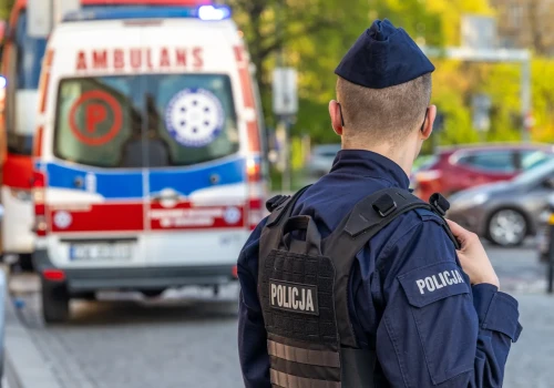 Policja działa także w weekend. 76 zatrzymanych i blisko 50 tysięcy skontrolowanych placówek