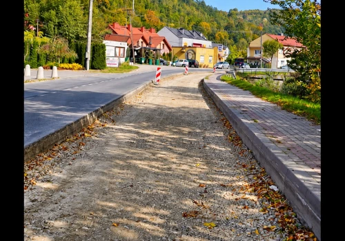 Nowa nawierzchnia i konkretne terminy! Trwa ważny remont pod Nowym Sączem