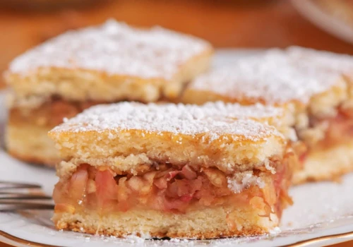 Szybka szarlotka z przepisu babci. Zawsze się udaje, pachnie jak w cukierni
