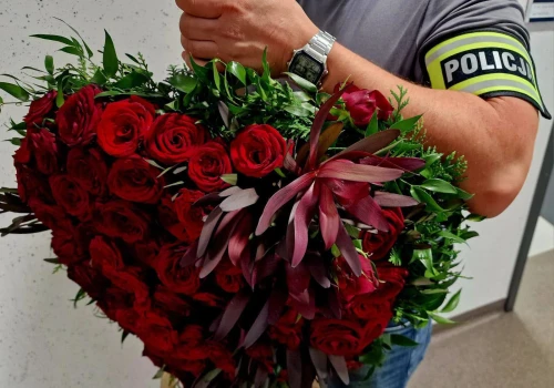Szokujące zachowanie tuż po pogrzebie! 46-latek ograbił grób. Grozi mu nawet 8 lat więzienia
