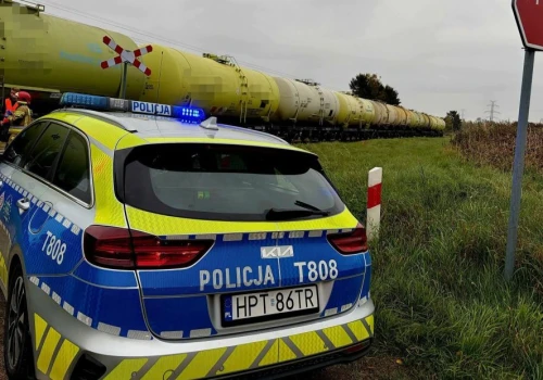 Tragiczny finał akcji na torach. Nie żyje 26-letni mężczyzna