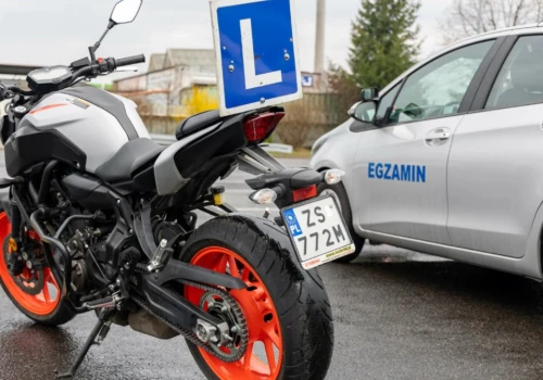 Do kiedy można zdawać motocyklowe prawo jazdy? Daty nie ma, ale zegar tyka