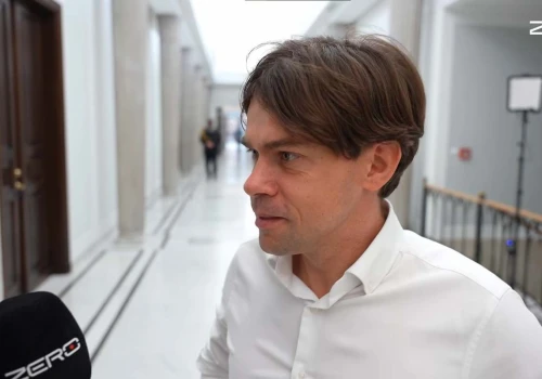 Przemoc, groźby i narkotyki. „Mówił wielokrotnie, że mnie zabije”. Porażające zarzuty pod adresem Kołodziejczaka