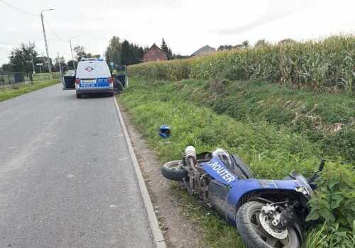Uderzył w rowerzystę jadąc motorowerem. Miał 2,1 promila!