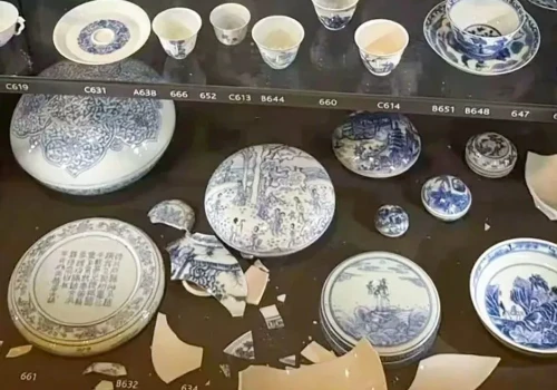 Cenna misa zbiła się w muzeum. Teraz Wielkiej Brytanii grozi dyplomatyczna wojna z Chinami